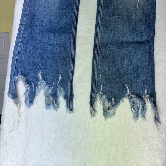 ZARA Trafaluc Denim Floral Embroidered Distressed Flare Jeans 4 Boho Festival - Picture 6 of 10